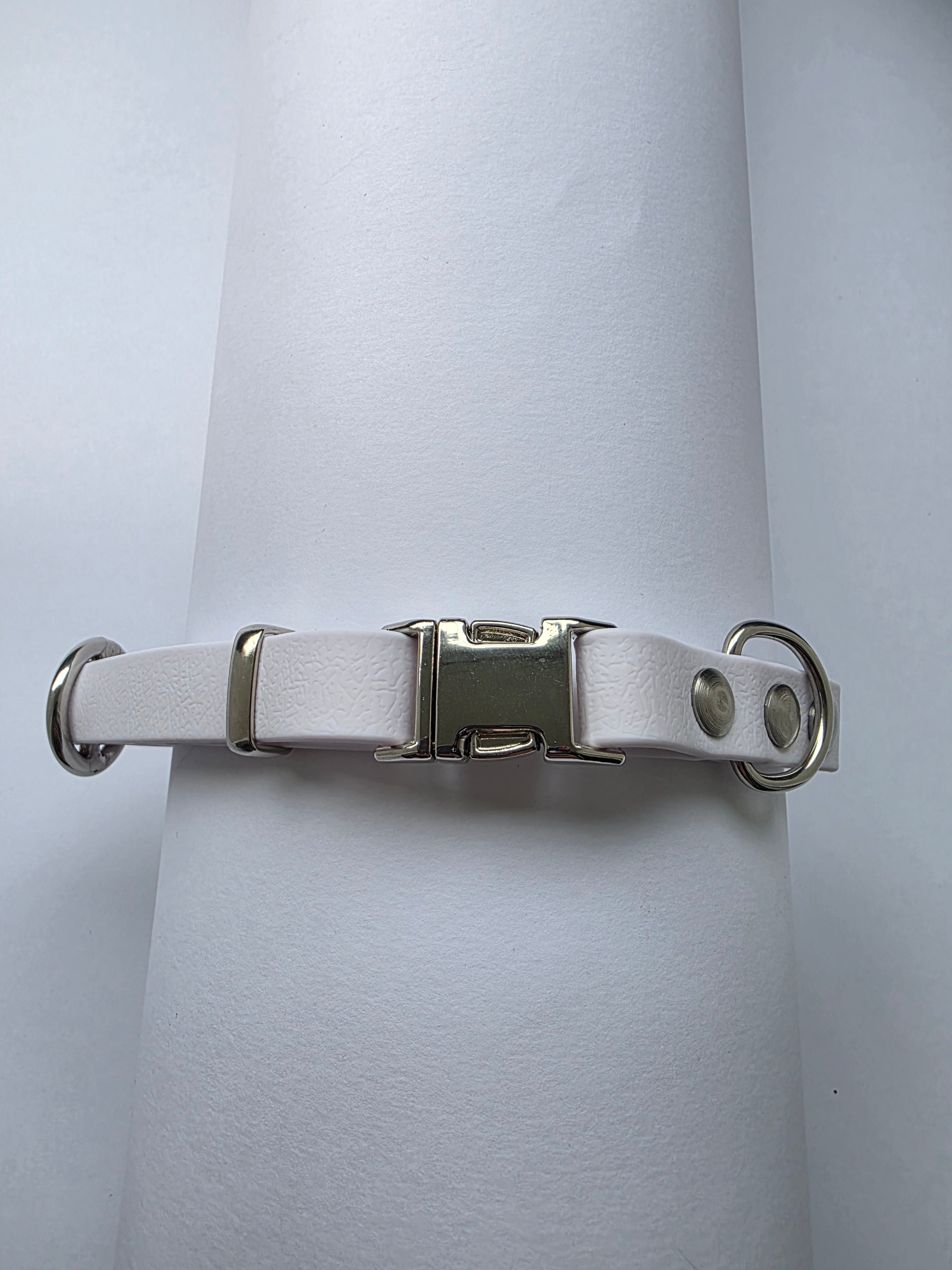 Reguliuojamas antkaklis dengtas PVC, Baltas