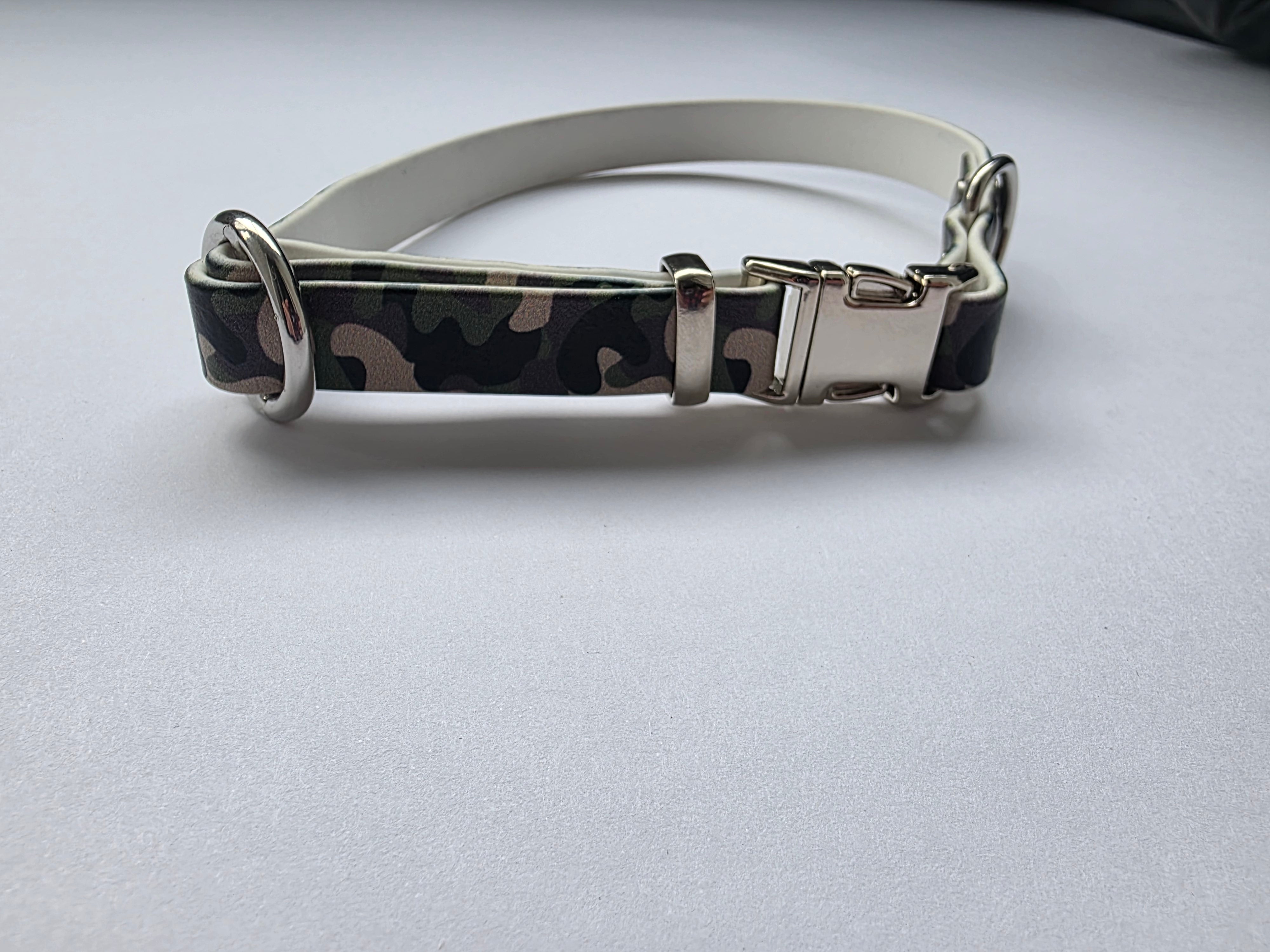 Premium biotano antkaklis su spauda, kamufliažinis