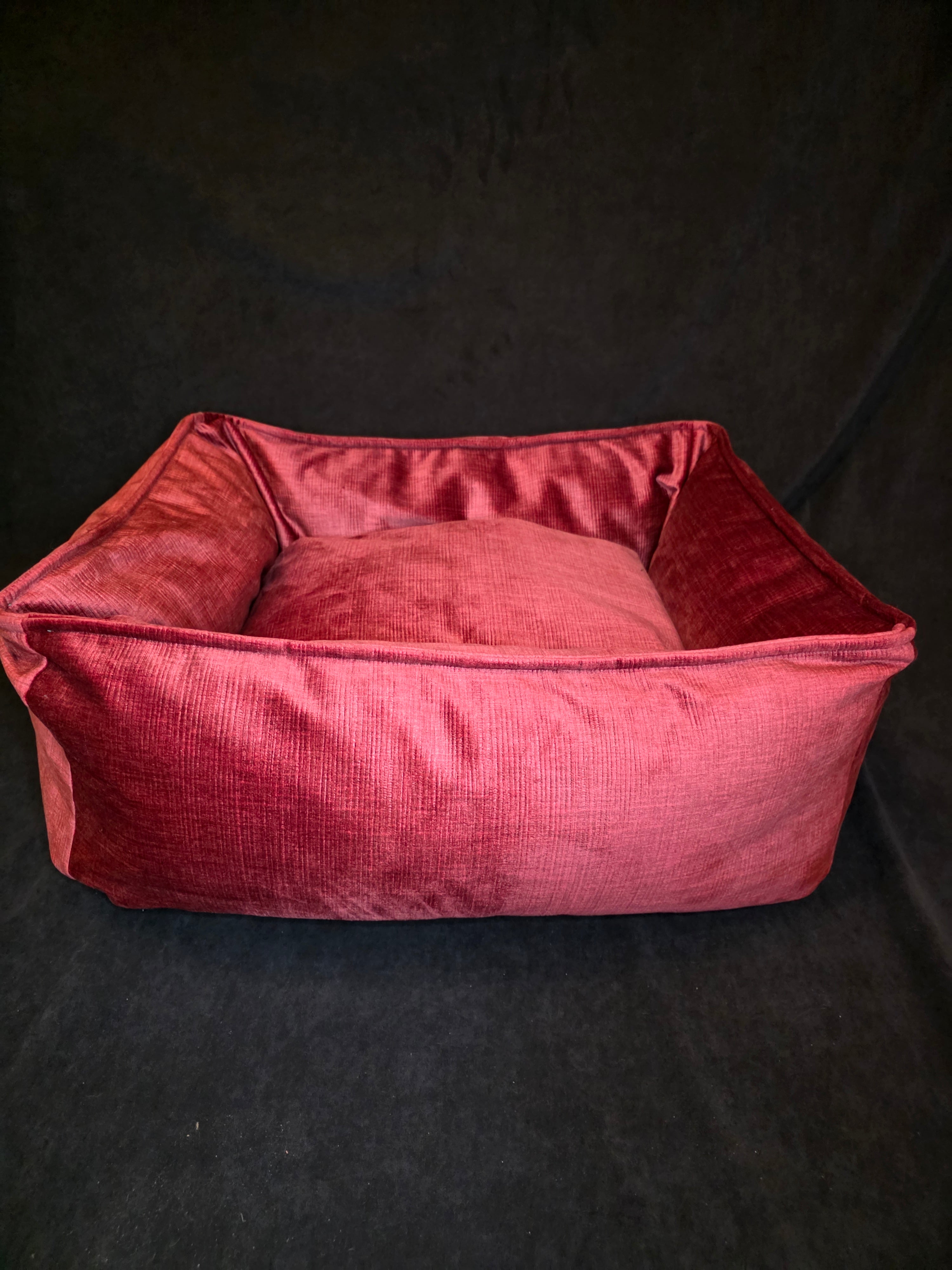 Guolis iš baldinio audinio, bordo spalvos